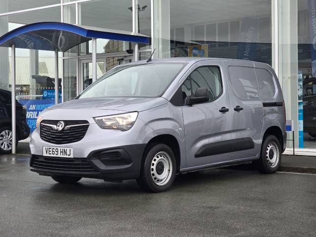 2019 Vauxhall Combo Cargo 2000 1.5 Turbo D 100ps H1 Edition Van